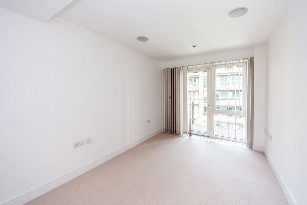 Property photo 3 of 8 Picture No. 02