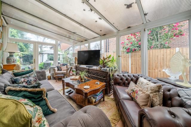 Property photo 3 of 23 Conservatory