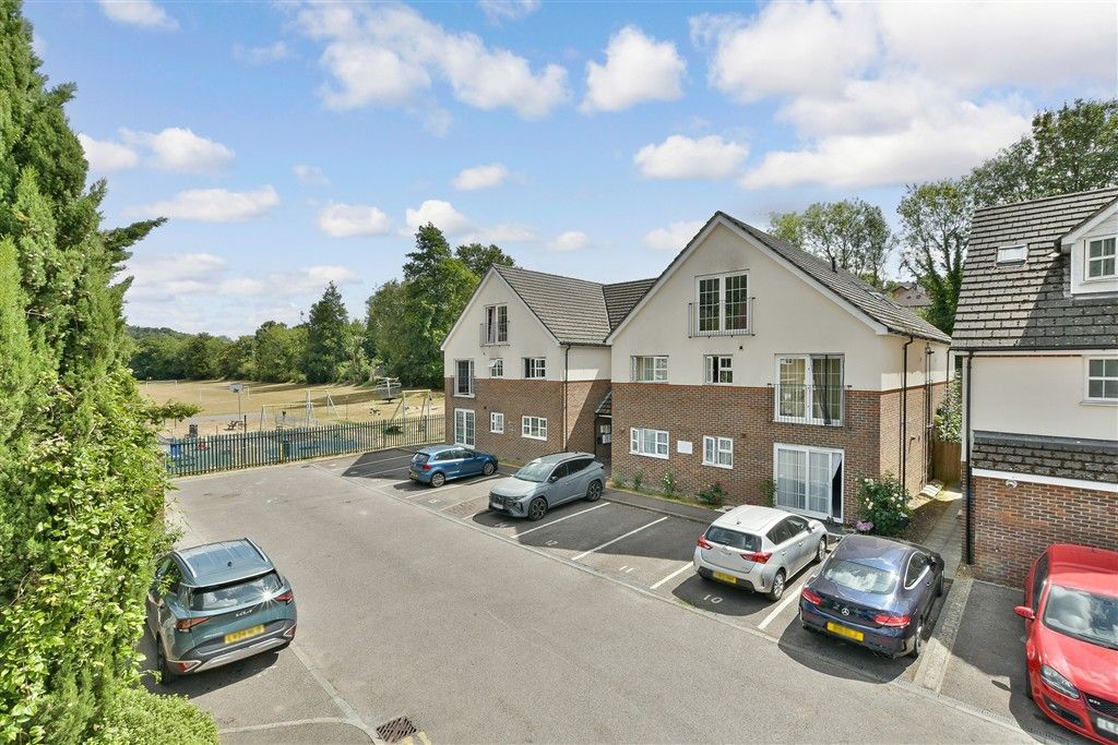 Property photo 1 of 13 External (Web)
