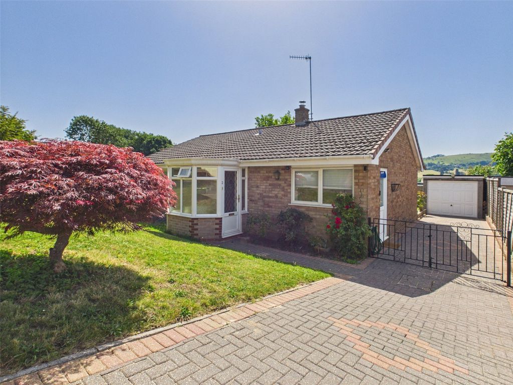 Property photo 1 of 16 Picture No. 11