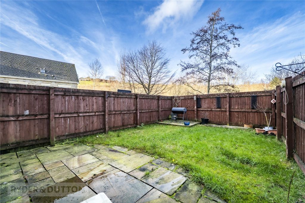 Property photo 2 of 22 Rear Garden