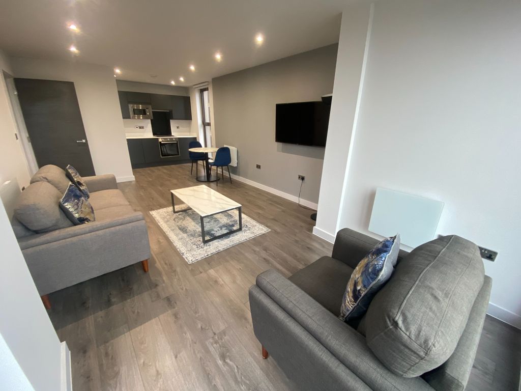 Property photo 2 of 18