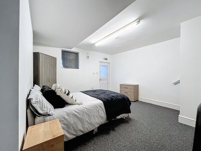 Property photo 2 of 13 Gallery