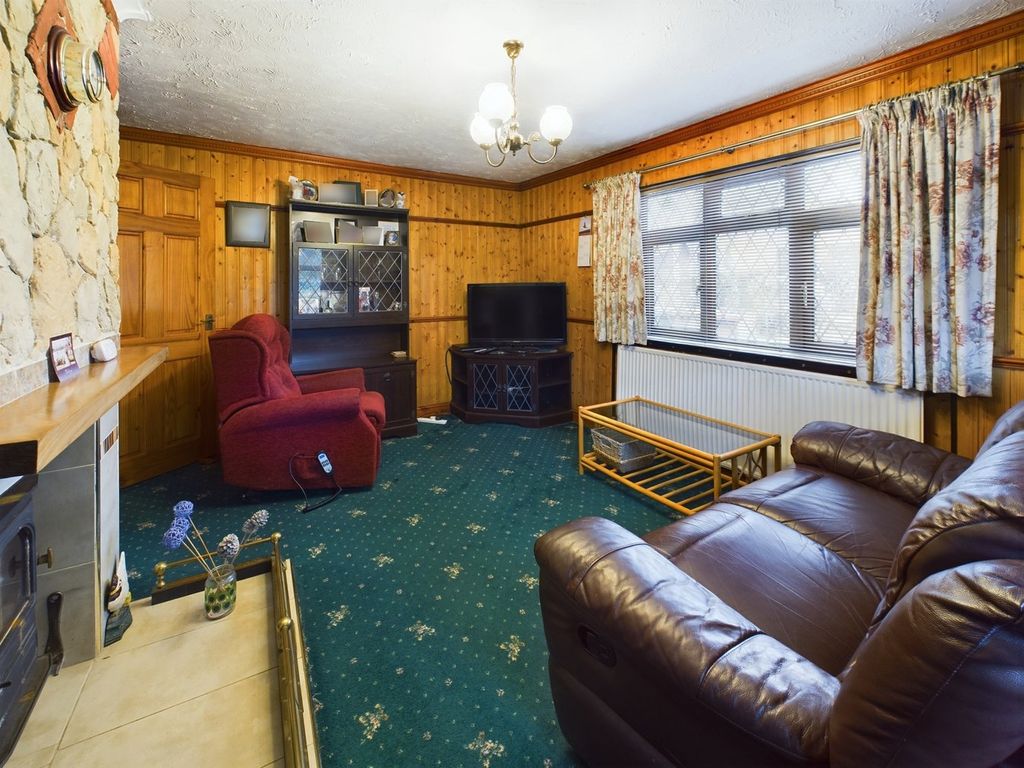 Property photo 3 of 23