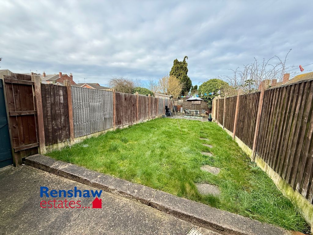 Property photo 3 of 10 R (1)