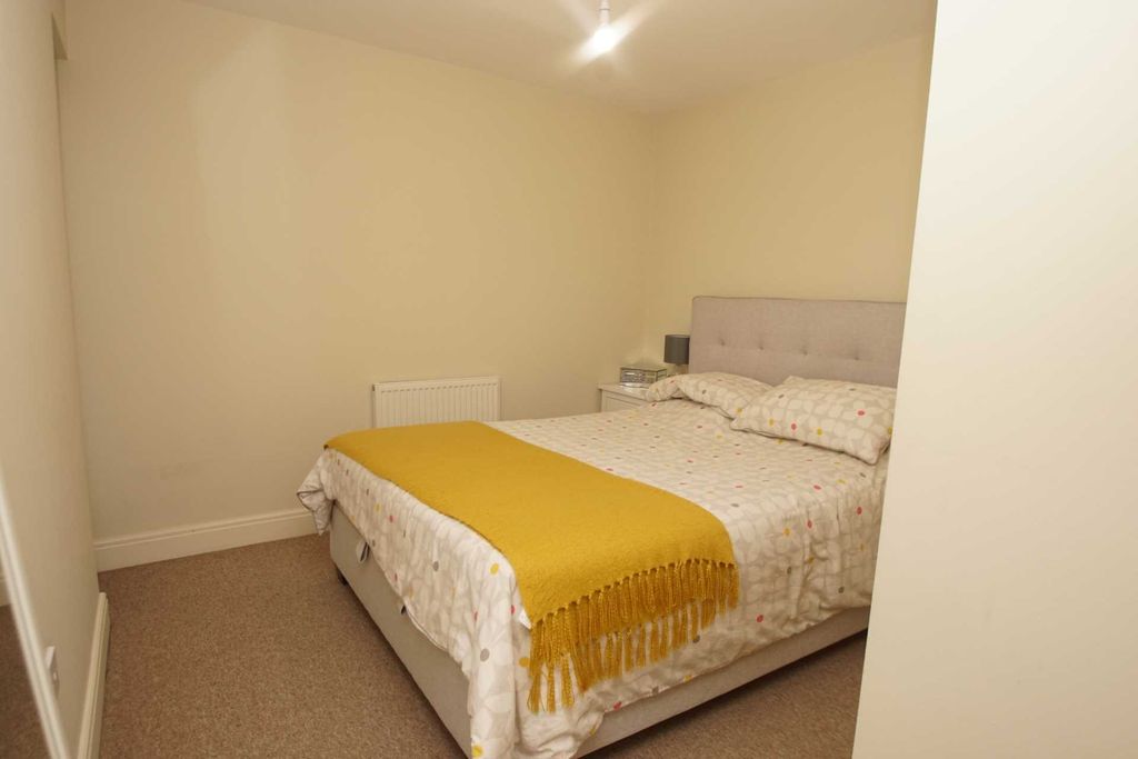 Property photo 3 of 16 Photo