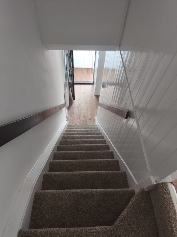 Property photo 2 of 25