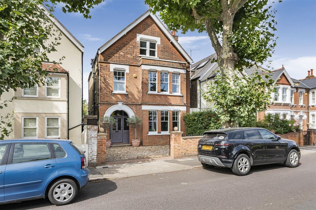 Property photo 1 of 47