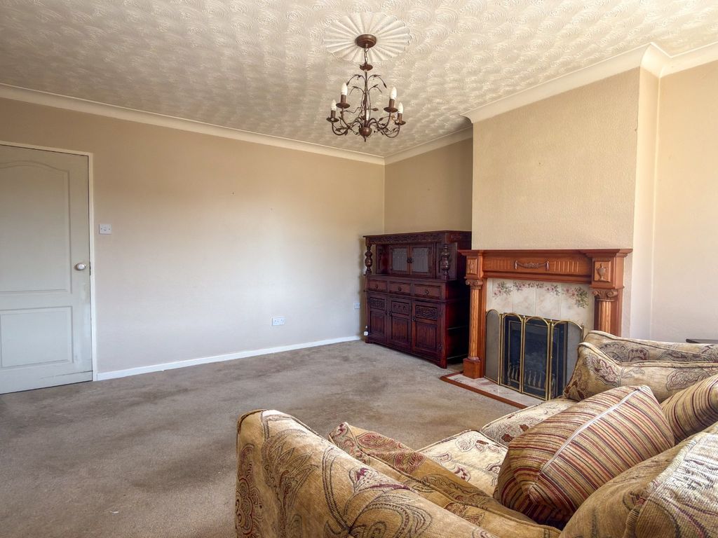 Property photo 2 of 14 5015721