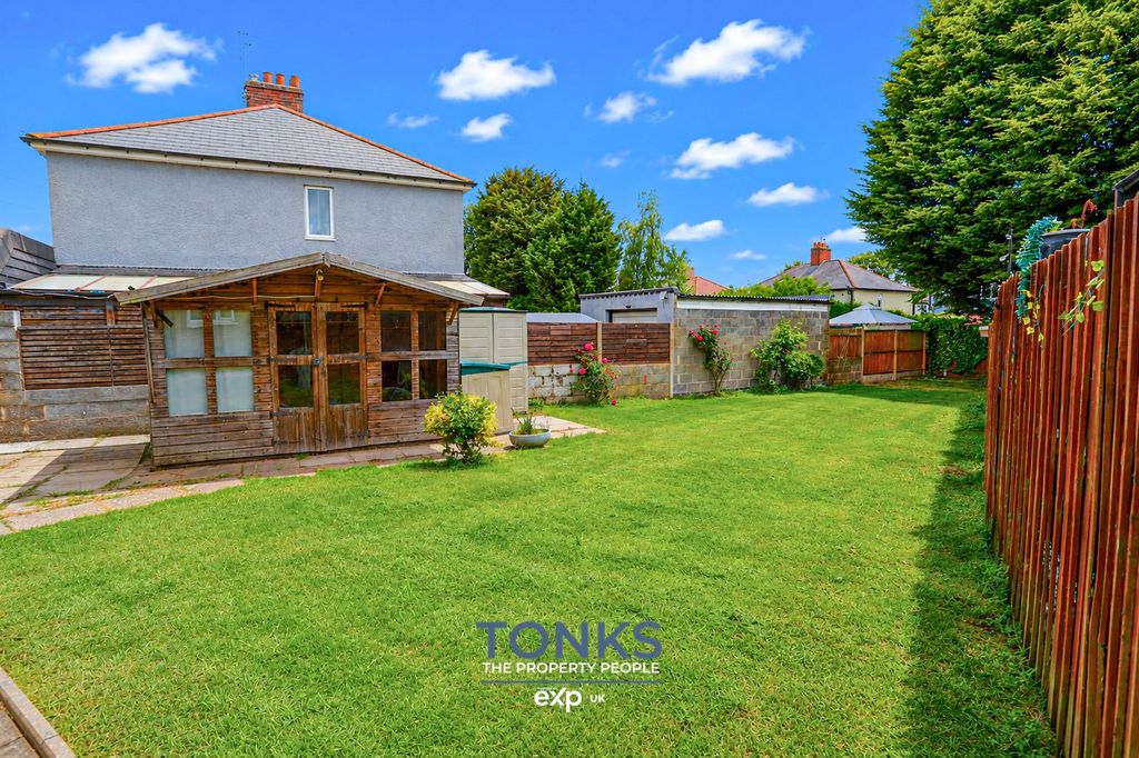 Property photo 2 of 15