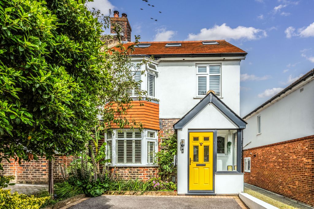 Property photo 1 of 38 1