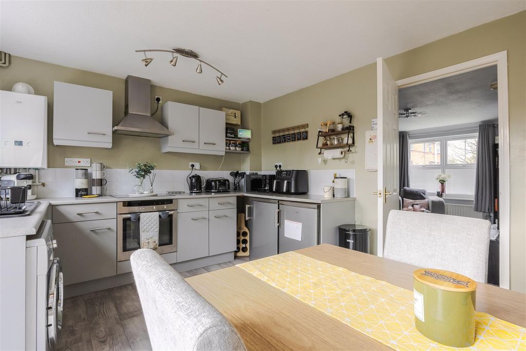 Property photo 2 of 13 Kitchen/Diner