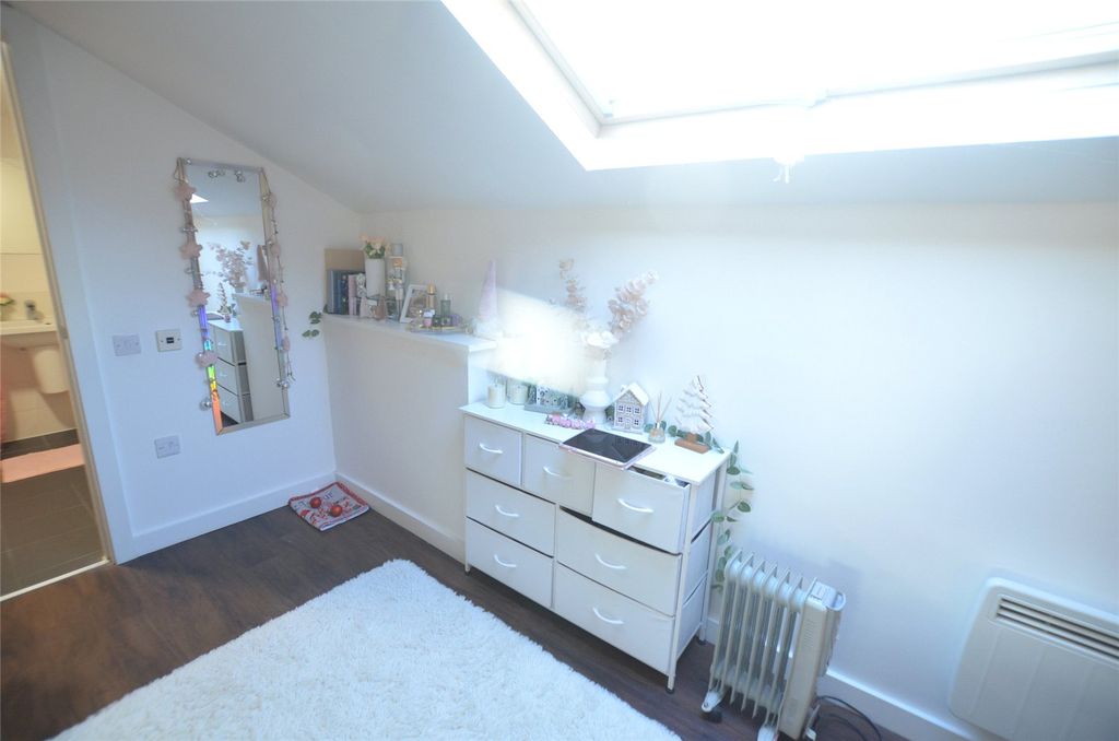 Property photo 2 of 10 Picture No. 02