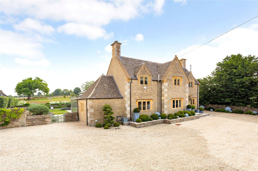 Property photo 3 of 39 Picture No. 03