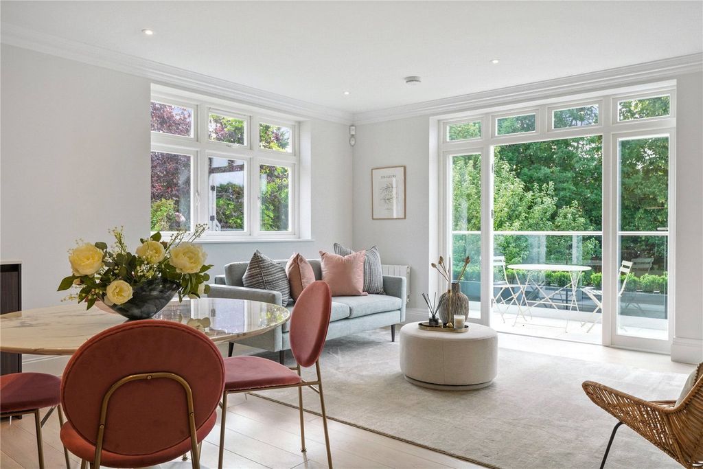 Property photo 1 of 12 Reception Room
