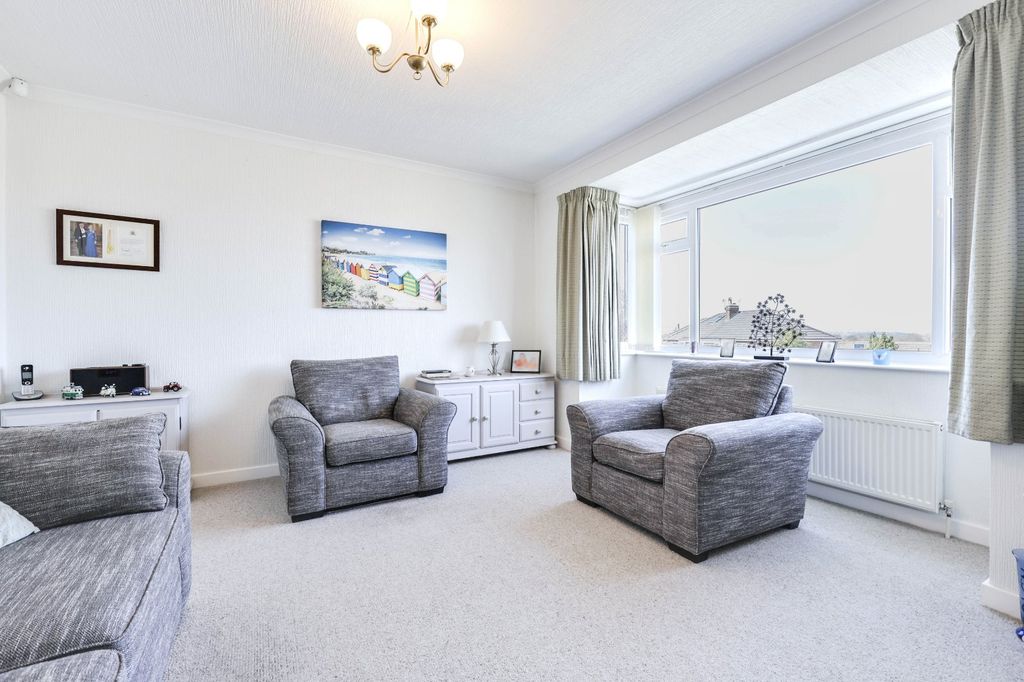 Property photo 3 of 21 Picture No. 11