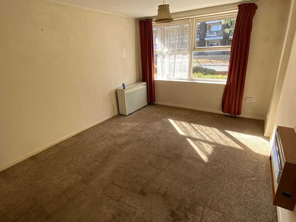 Property photo 2 of 10 Living Room.Jpg
