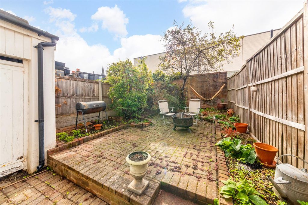 Property photo 2 of 14 Img_8180.Jpg