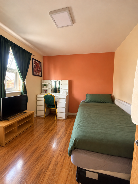 Property photo 2 of 4