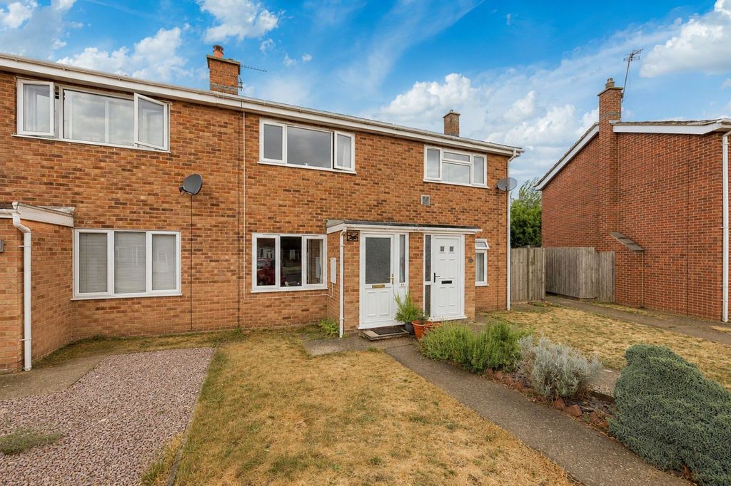 Property photo 1 of 17
