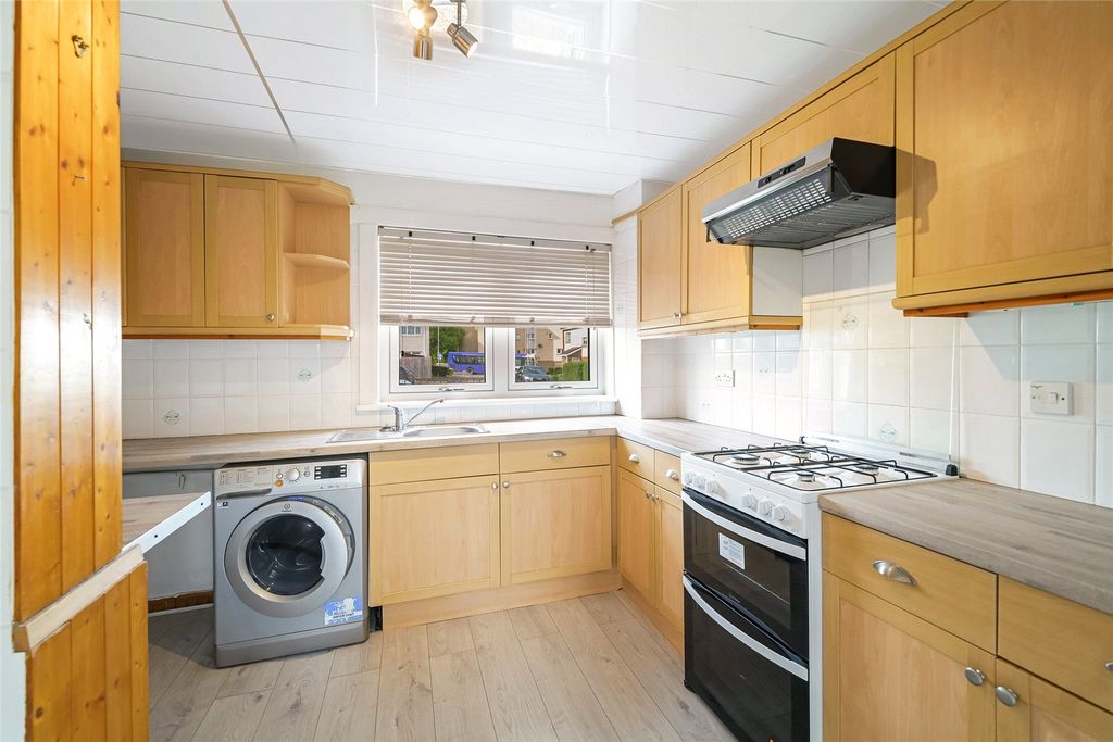 Property photo 2 of 21 Picture No. 09