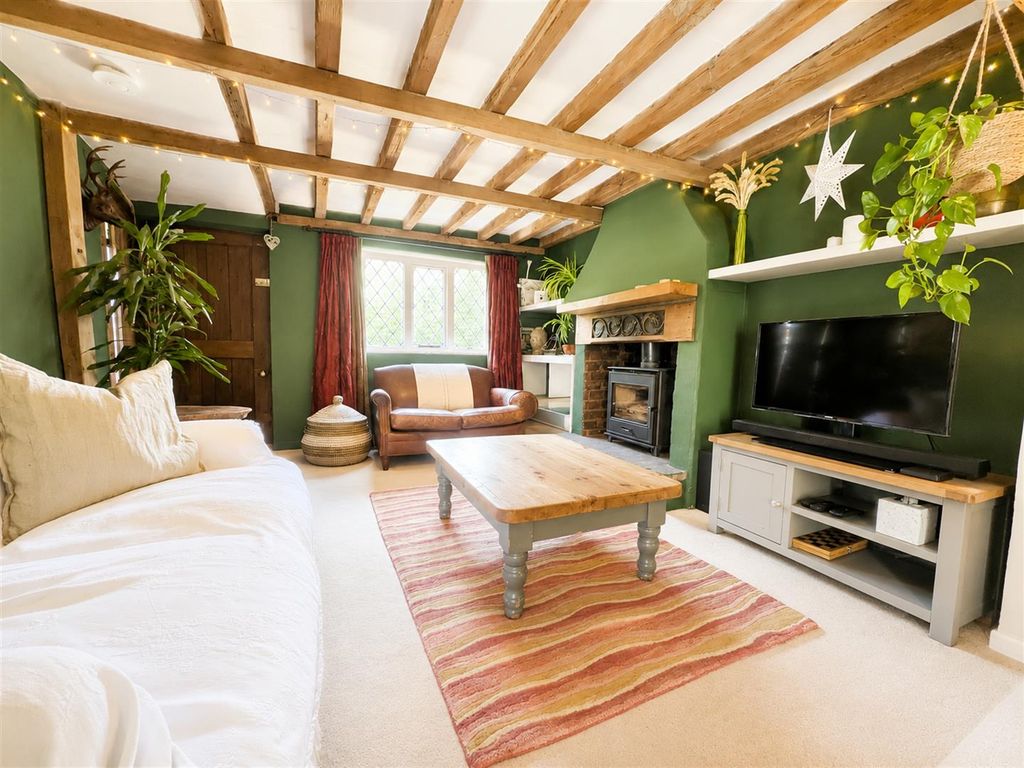 Property photo 3 of 39 Little Croft - Lounge 2.Jpg