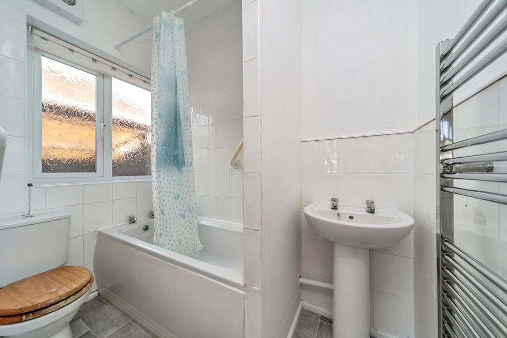 Property photo 3 of 9 Pbox-Img.Jpg