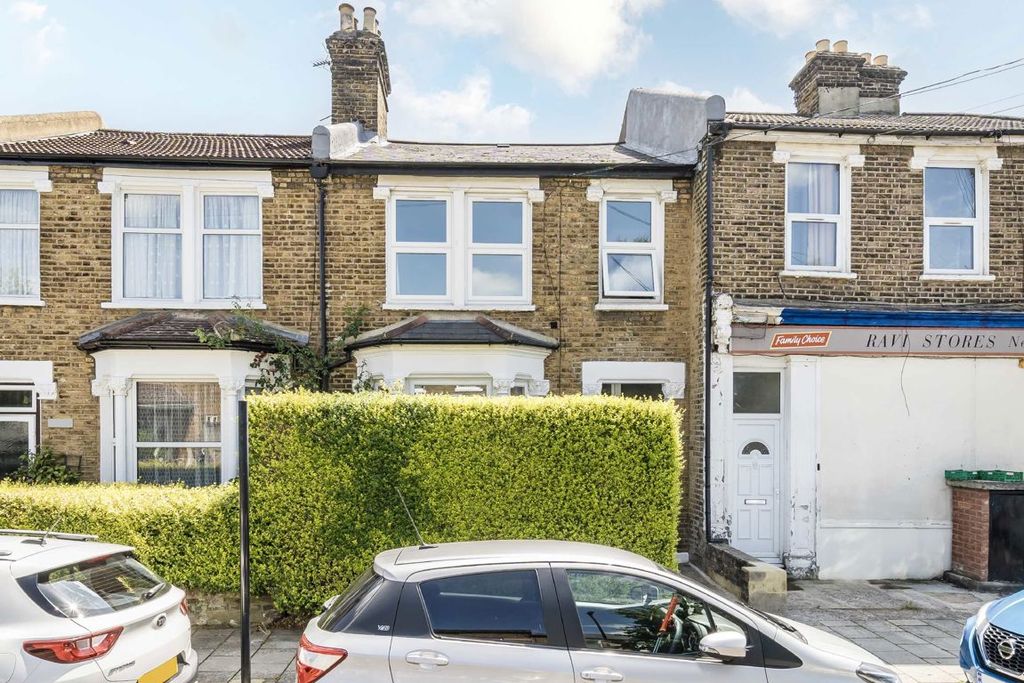 Property photo 1 of 8