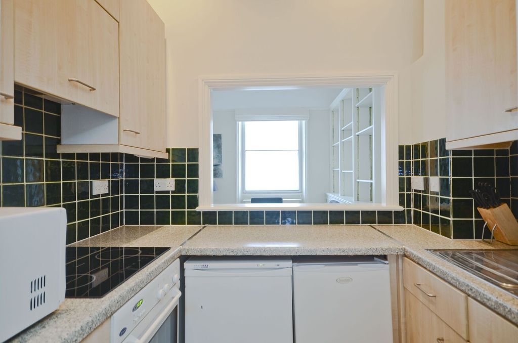 Property photo 3 of 5