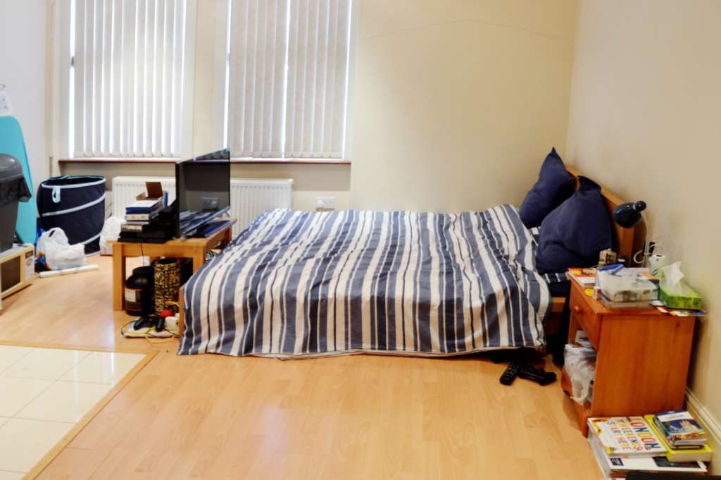 Property photo 2 of 5