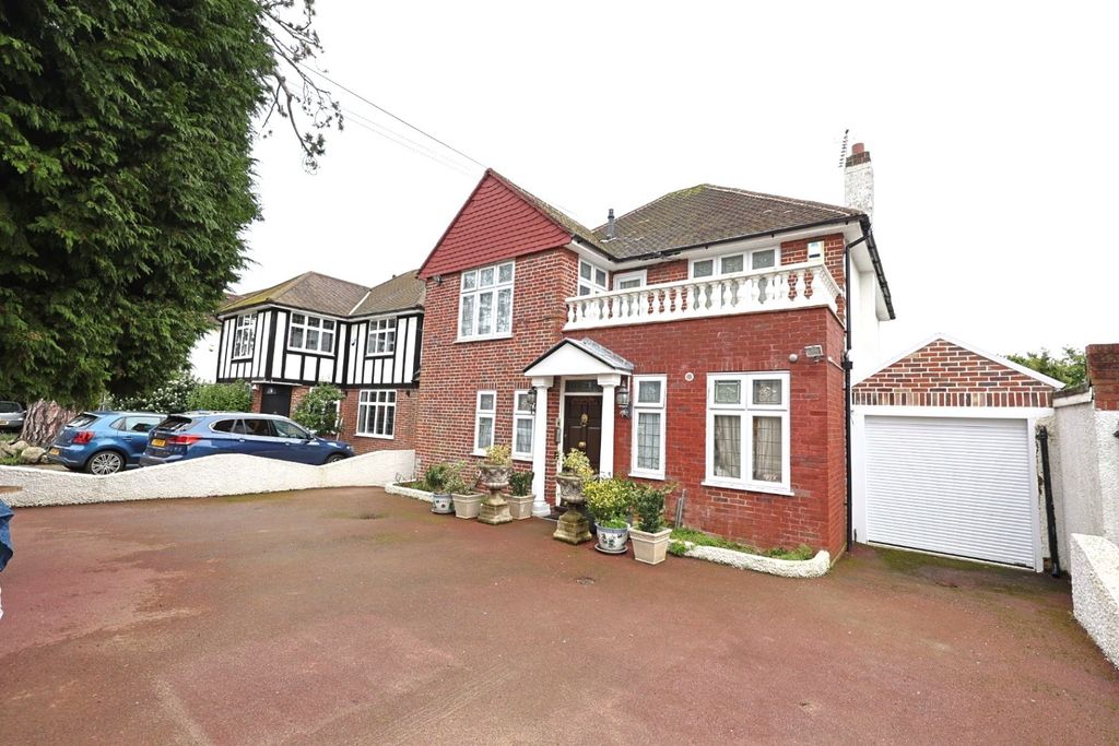 Property photo 1 of 13 3929093