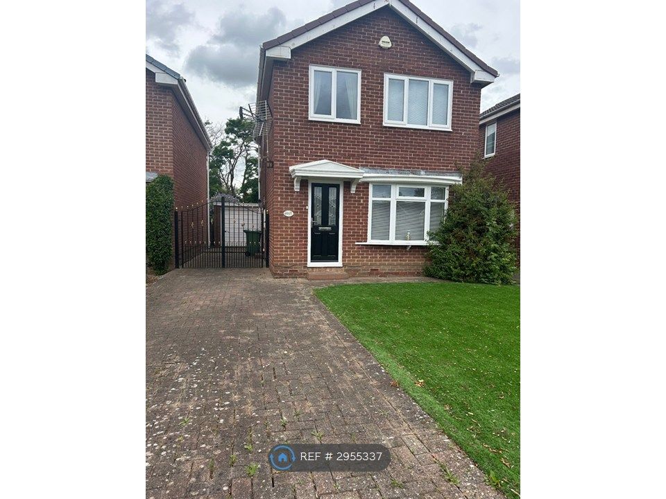 Property photo 2 of 18