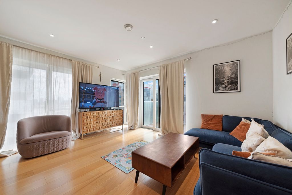 Property photo 2 of 17 2.Jpg
