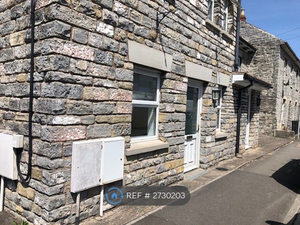 Property photo 3 of 23