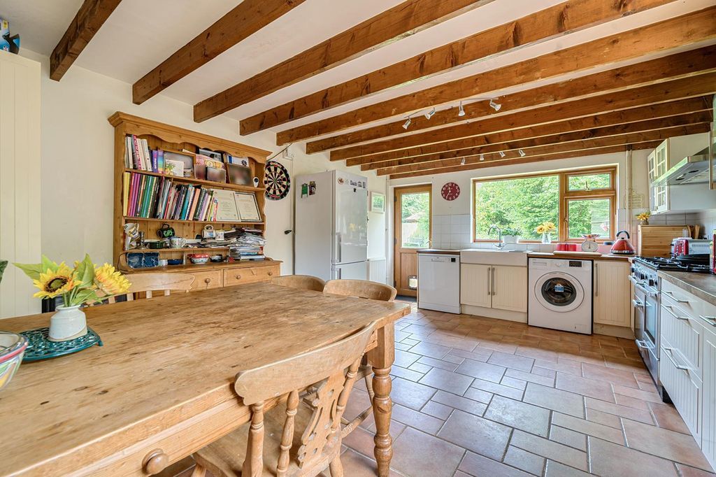 Property photo 3 of 21