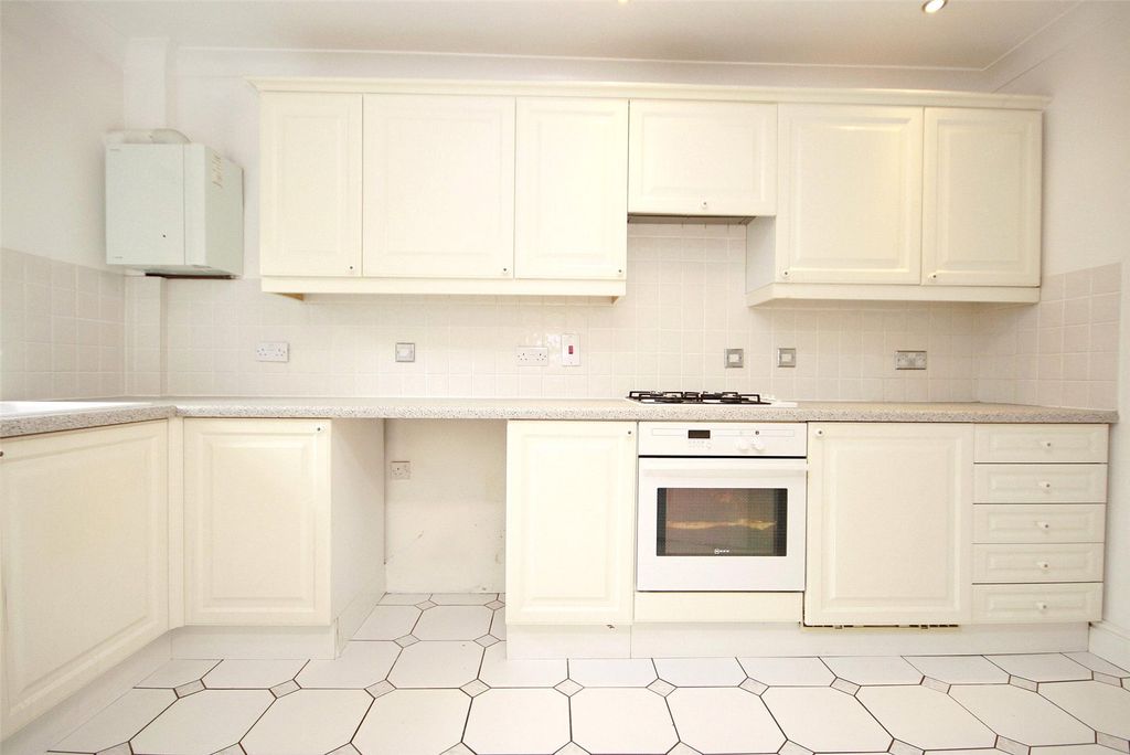 Property photo 3 of 11 Picture No. 04
