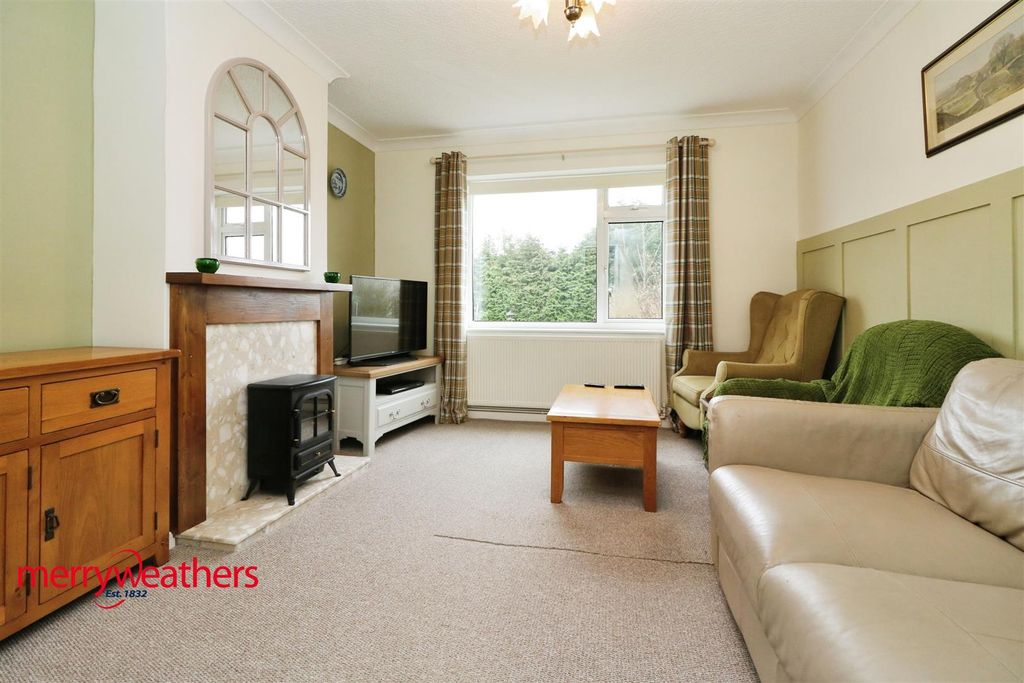 Property photo 2 of 21 Lounge