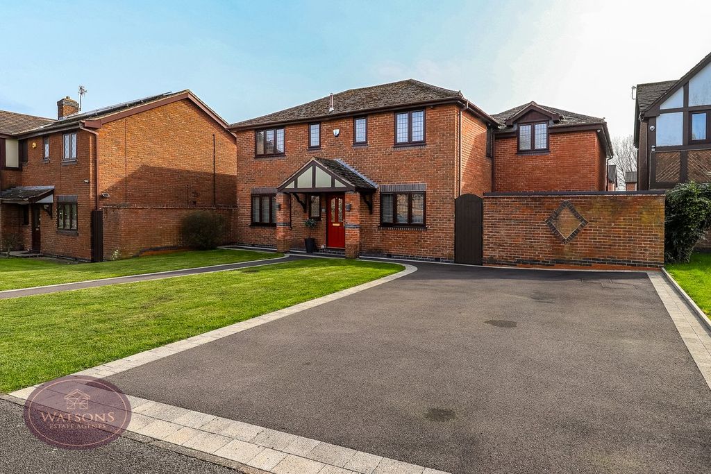 Property photo 1 of 41