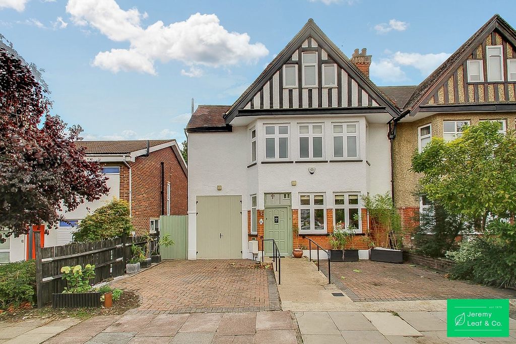 Property photo 1 of 22
