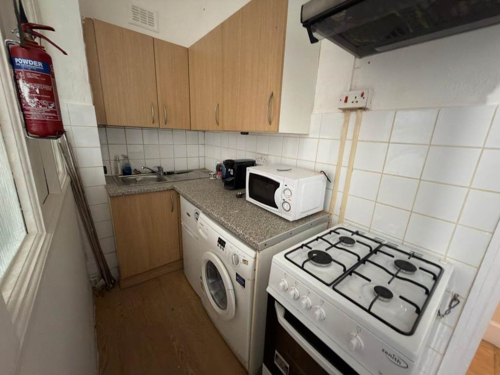 Property photo 3 of 6 Photo-2026-02-26-15-51-27 (4)