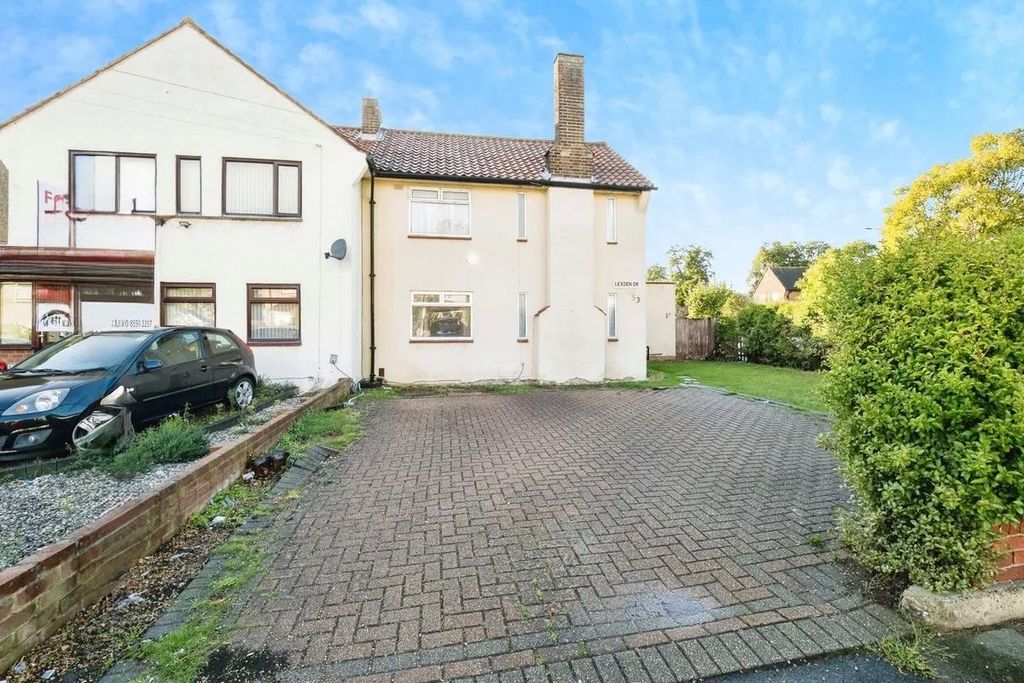 Property photo 1 of 25