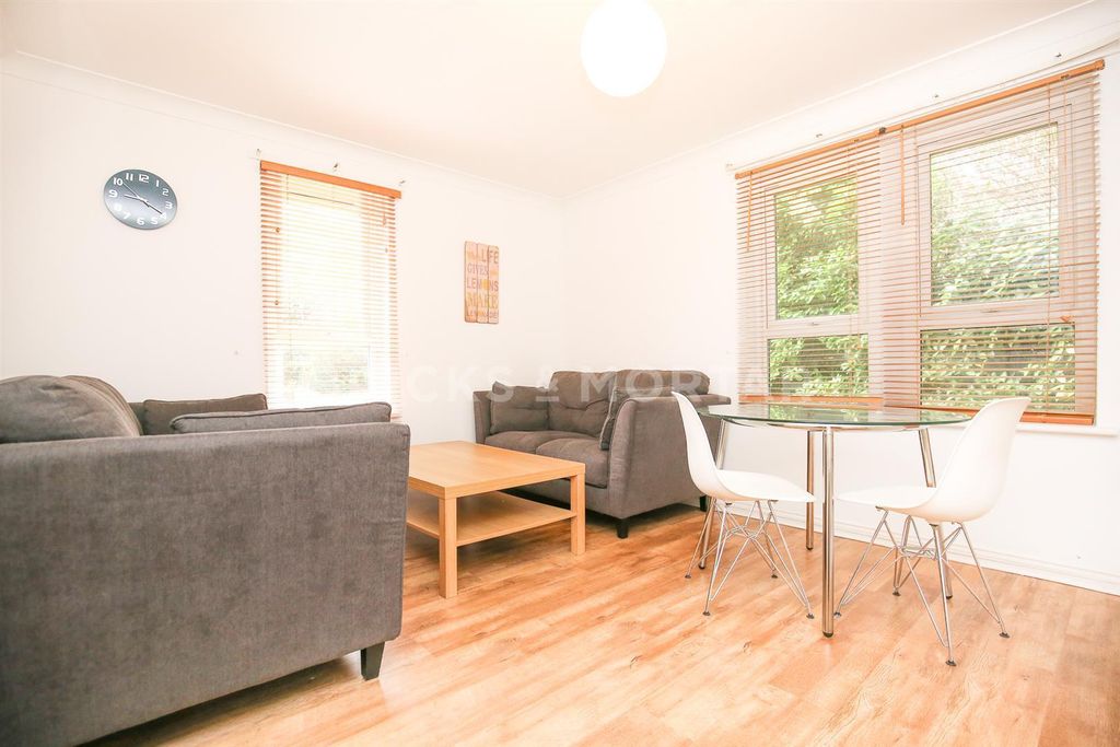 Property photo 1 of 10 1Czw7Tq06I2Wxynx6Krymna2Px0.Jpg