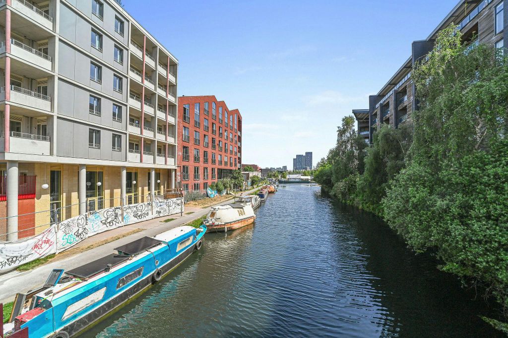Property photo 2 of 11 MD-Bc-Hackneywick-5.Jpg