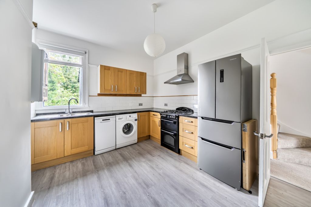 Property photo 3 of 13 1521271 (9)