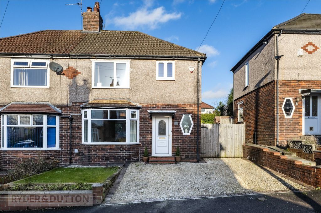 Property photo 1 of 17 Front