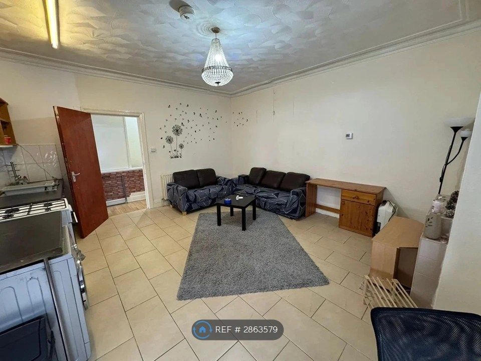 Property photo 3 of 3