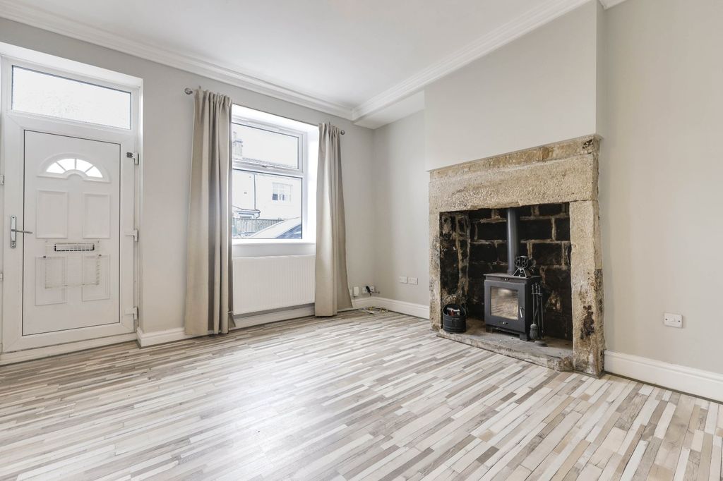 Property photo 2 of 13 Picture No. 10