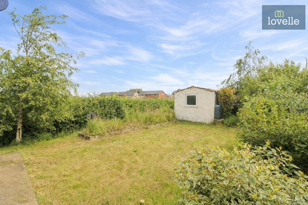 Property photo 3 of 23