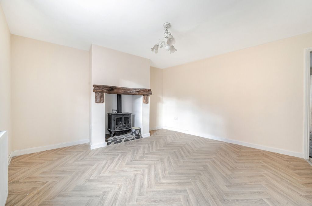 Property photo 2 of 18 1436530-13-69ce2E...