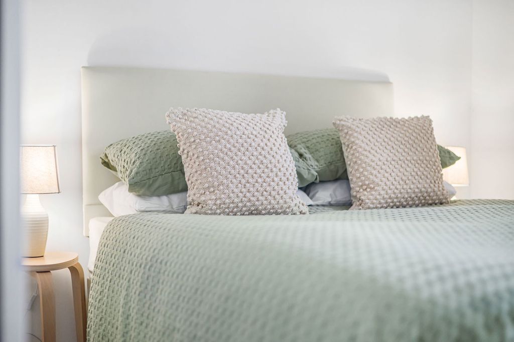 Property photo 1 of 30